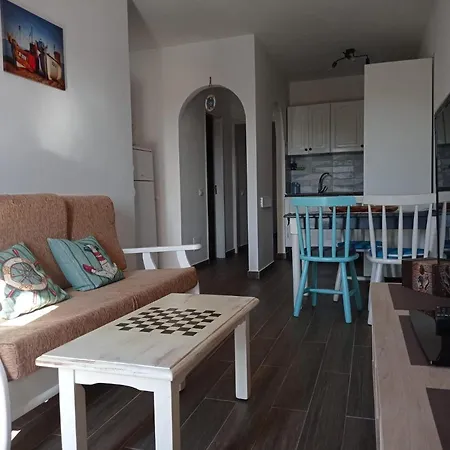 Buena Fuerte Mari Giuli Apartment
